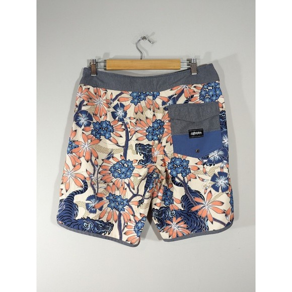 Quicksilver Floral Highline Silent Fury 19" Boardshorts Men Size 32 - Picture 6 of 11